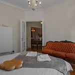 Old Town Hideaway 3 Bdrm Lejlighed *