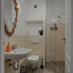 Old Town Hideaway 3 Bdrm *