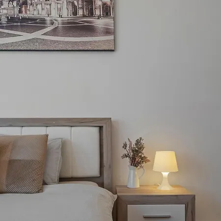 Old Town Hideaway 3 Bdrm *