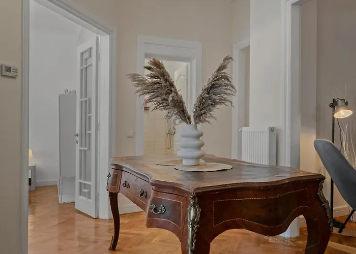 Old Town Hideaway 3 Bdrm Apartament